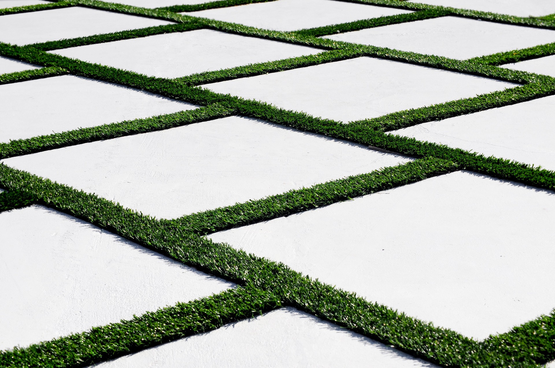 Diagonal squared shapes
